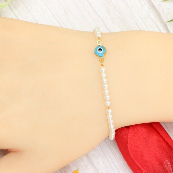 "Trendy Handmade Bracelet – A Thoughtful Gift for Girls & Women | UNVRC1461 - Picture 9 of 10